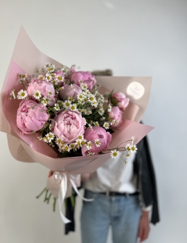 Bouquet of peonies - Summer Kiss